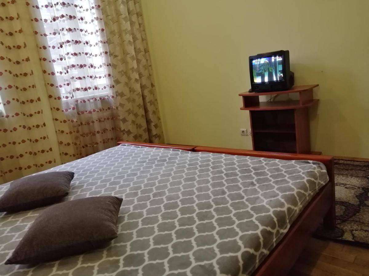Apartament-Minihotel Elpida Lwów Zewnętrze zdjęcie