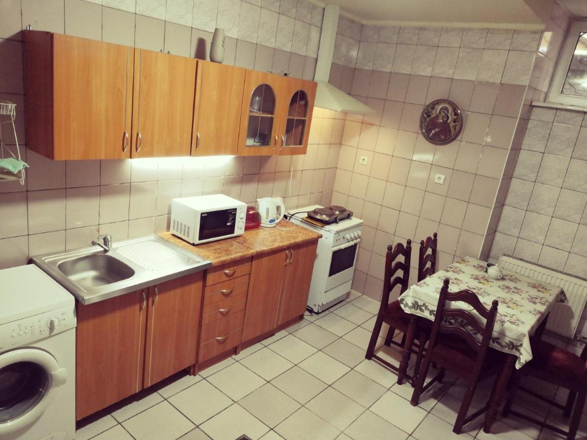 Apartament-Minihotel Elpida Lwów Zewnętrze zdjęcie
