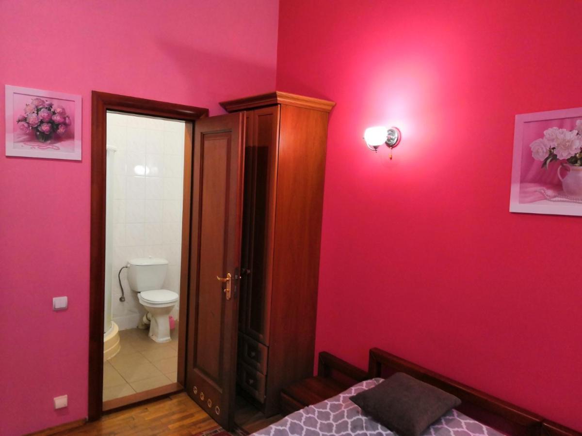 Apartament-Minihotel Elpida Lwów Zewnętrze zdjęcie
