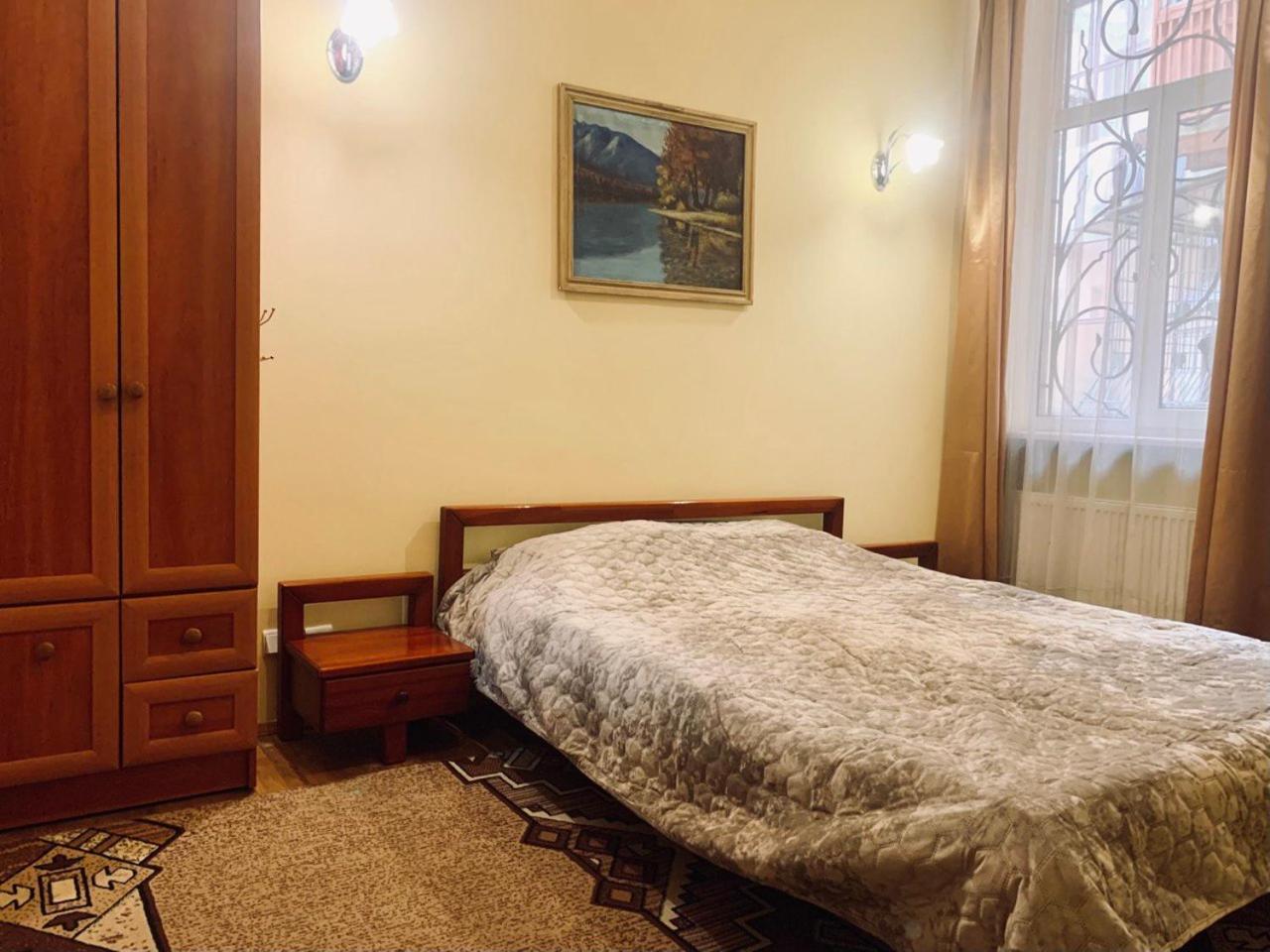 Apartament-Minihotel Elpida Lwów Zewnętrze zdjęcie
